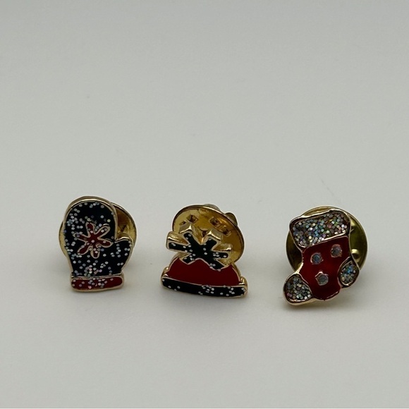 Lot of 3 Small Winter Red & Blue Lapel Pins Snow Christmas Hat, Sock & Stocking - Picture 2 of 5